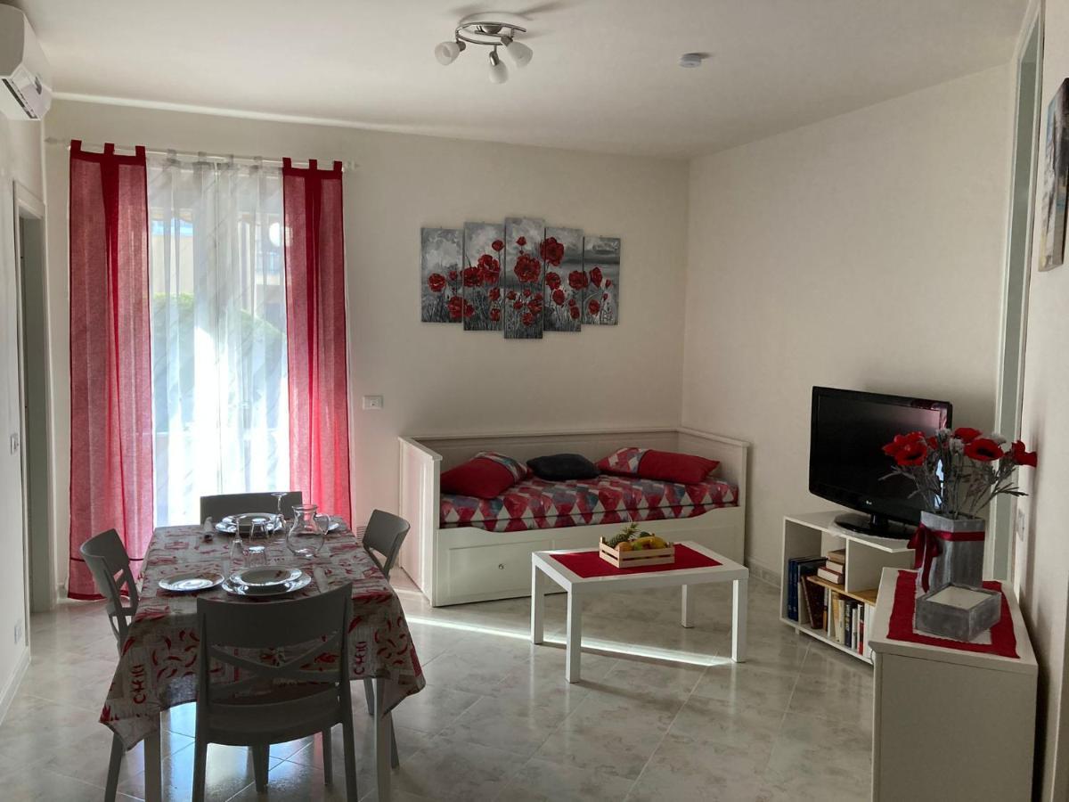 Appartamento A Peschiera Del Garda Con Piscina Extérieur photo