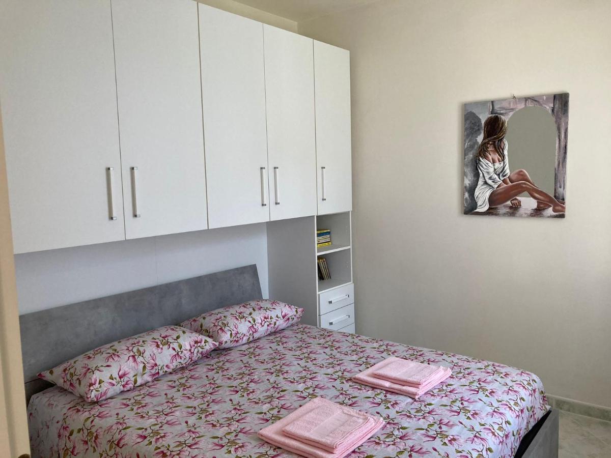 Appartamento A Peschiera Del Garda Con Piscina Extérieur photo